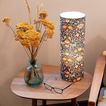 Cylinder fabric table lamp W. Morris Lodden