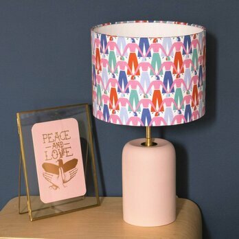 Bubble gum porcelain table lamp with shade Sisters Ø20 lit